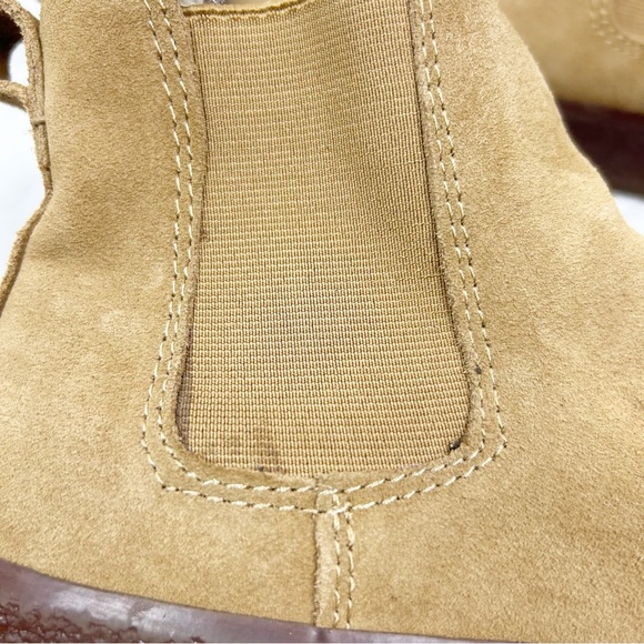 Madewell The Toasty Chelsea Boot in Dried Barley - Picture 6 of 11